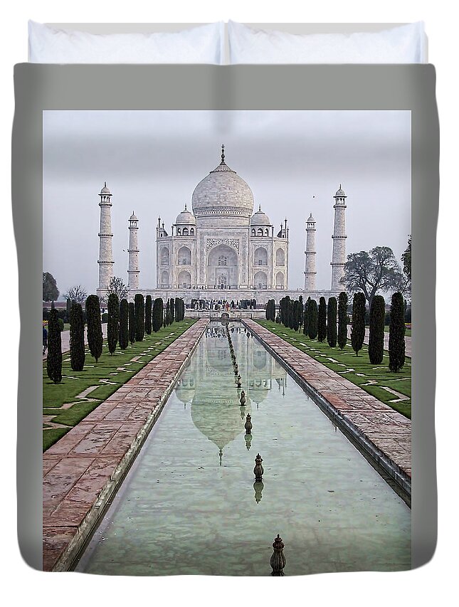 India Duvet Cover featuring the photograph Taj Mahal Early Morning by John Hansen