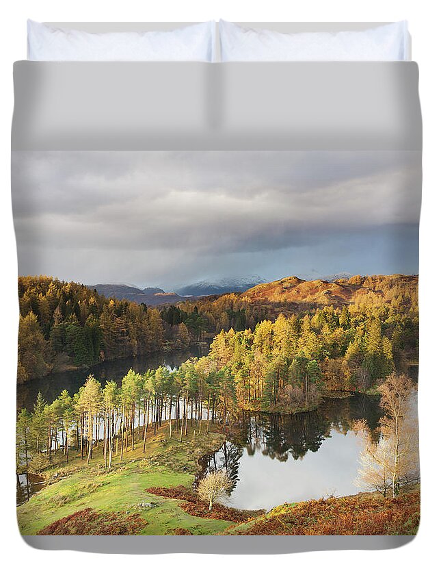 Scenics Duvet Cover featuring the photograph Tarn Hows by Esen Tunar Photography