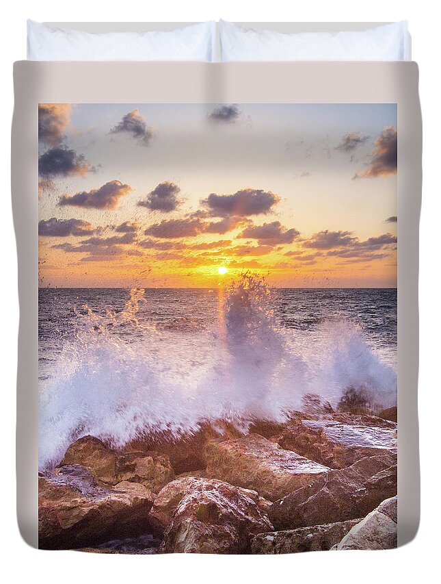 Scenics Duvet Cover featuring the photograph Tel Aviv Sunset by Daniel Zelazo