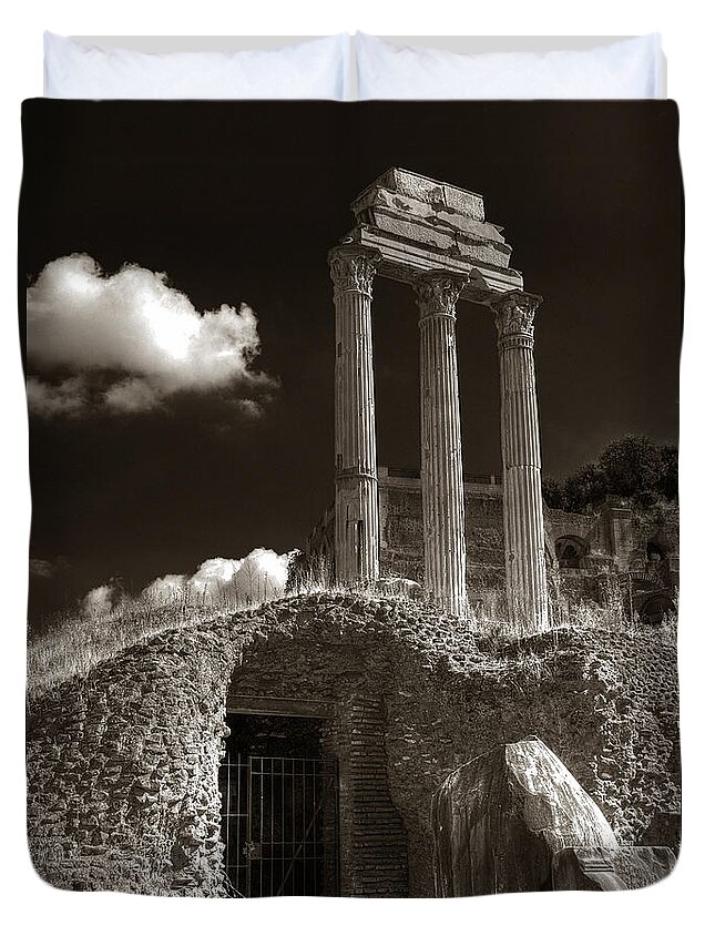 Rome Duvet Cover featuring the photograph Temple of Castor and Polux by Michael Kirk