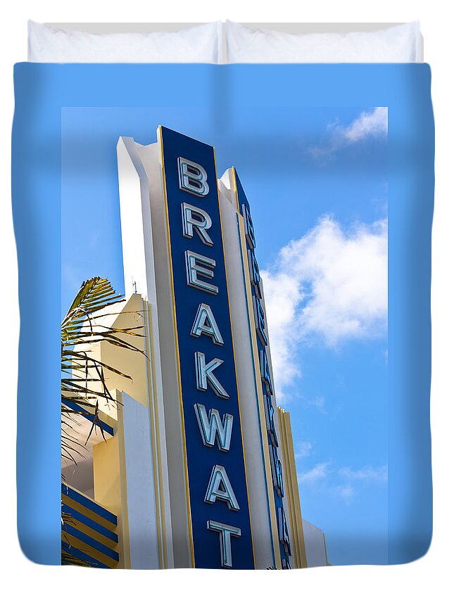 Breakwater Hotel Duvet Cover featuring the photograph The Breakwater Neon Sign by Ed Gleichman