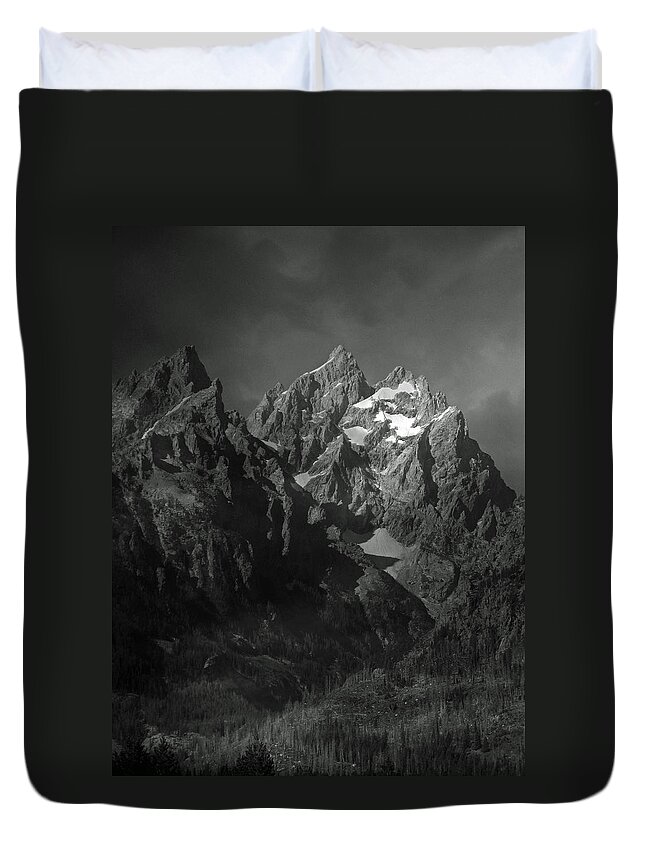 Landscape Duvet Cover featuring the photograph The Cathedral Group by Raymond Salani III