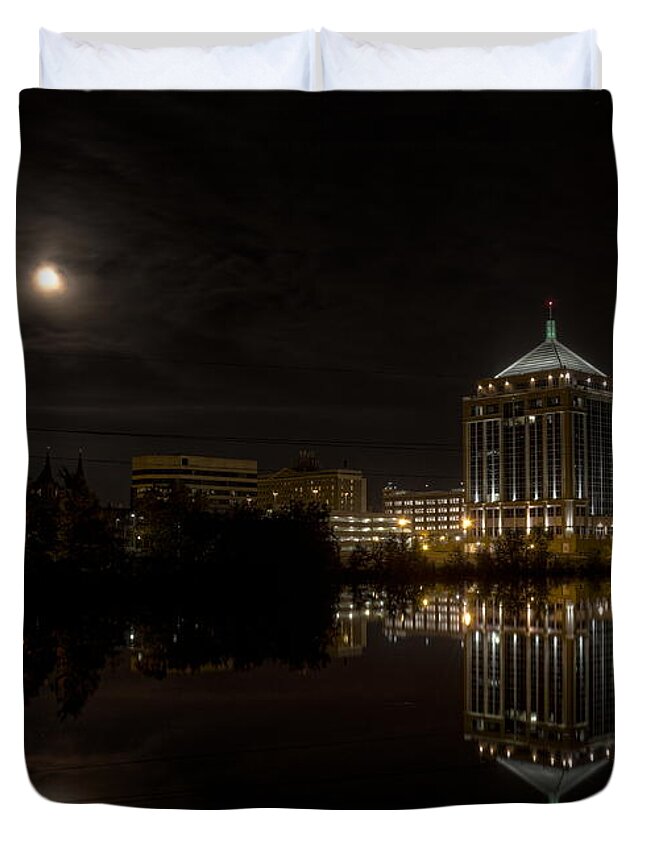 Wausau Duvet Cover featuring the photograph The Full Moon over the Dudley Tower by Dale Kauzlaric