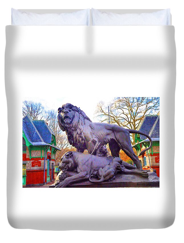 Philadelphia Duvet Cover featuring the photograph The Philadelphia Zoo Lion Statue by Bill Cannon