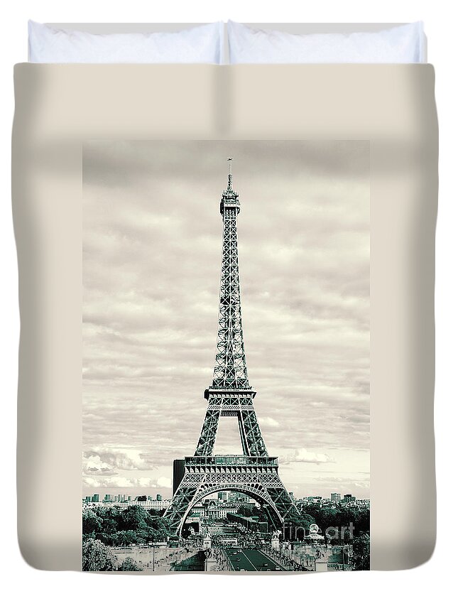 Photography Duvet Cover featuring the photograph The Pinnacle by Ivy Ho
