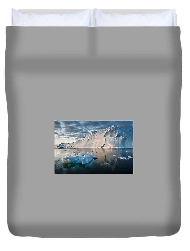 Scenics Duvet Cover featuring the photograph The Small And The Large by Photo By Gerhard Rasi