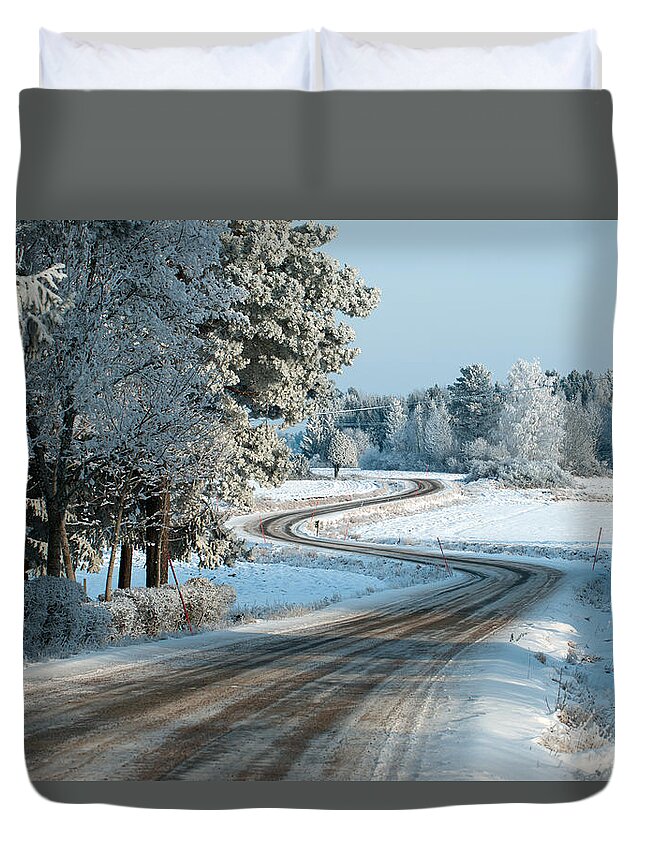 Winding Road Duvet Cover featuring the photograph The winding road by Torbjorn Swenelius