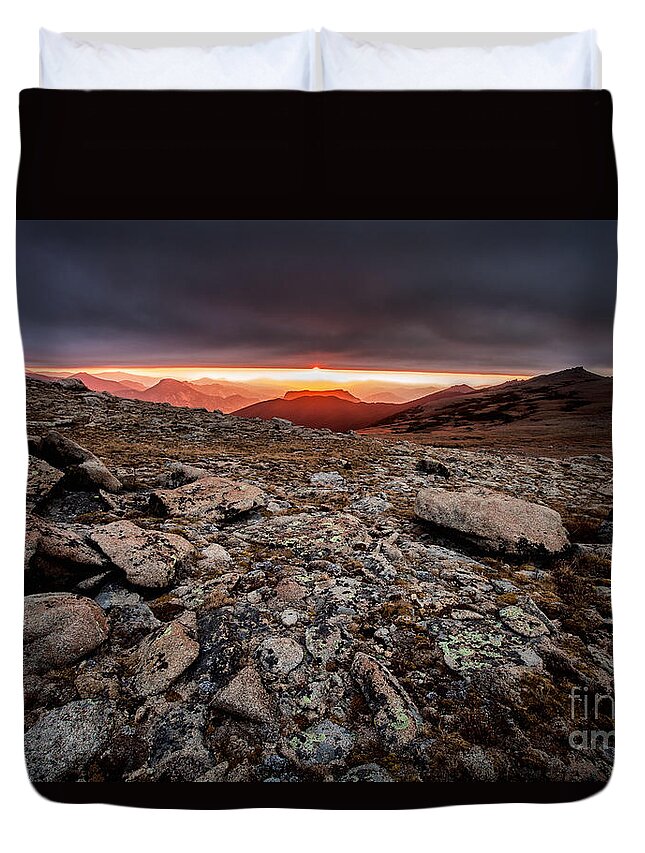 Nature Duvet Cover featuring the photograph Tombstone Sunrise by Steven Reed