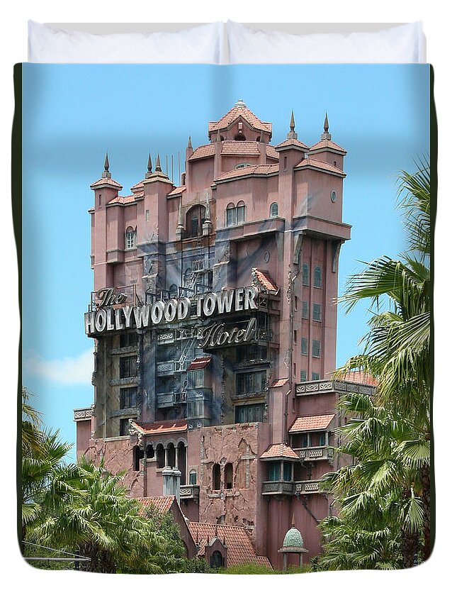 Horror Duvet Cover featuring the photograph Tower Of Terror by John Black