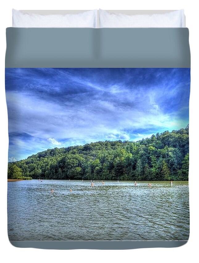 Strouds Duvet Cover featuring the photograph Vacation lake by Jonny D