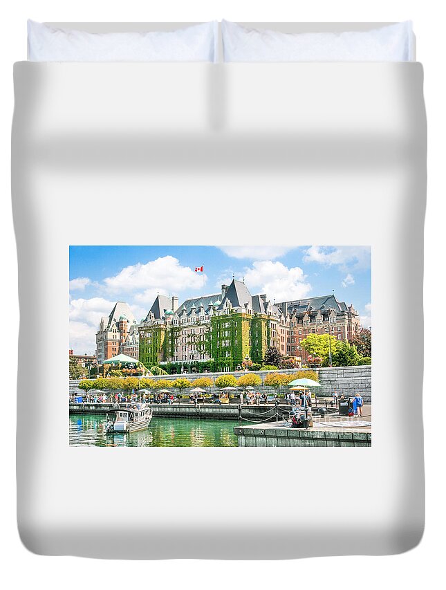 Canada Duvet Cover featuring the photograph Victoria by JR Photography