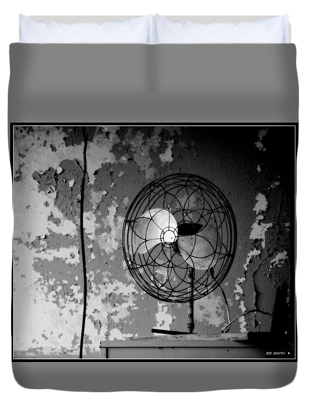 Vintage Ac Duvet Cover featuring the photograph Vintage AC by Edward Smith
