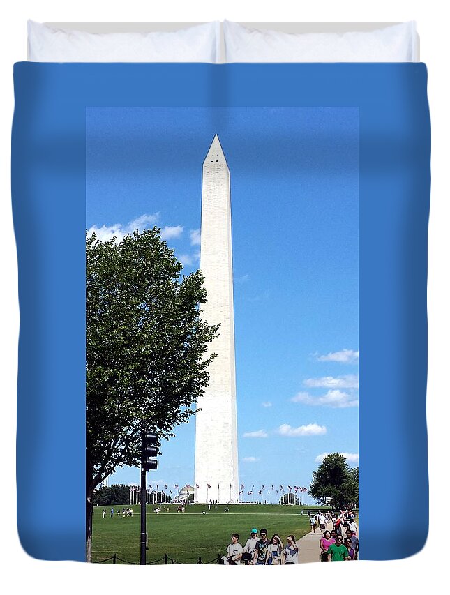 Washington Duvet Cover featuring the photograph Washington Monument by Kenny Glover