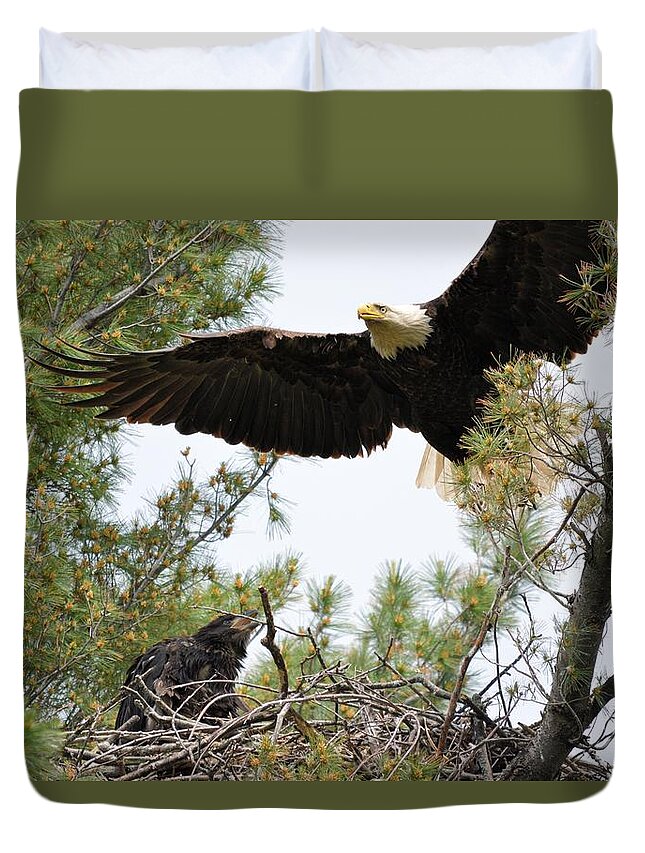 Eagle Duvet Cover featuring the photograph Watch Out Below by Bonfire Photography