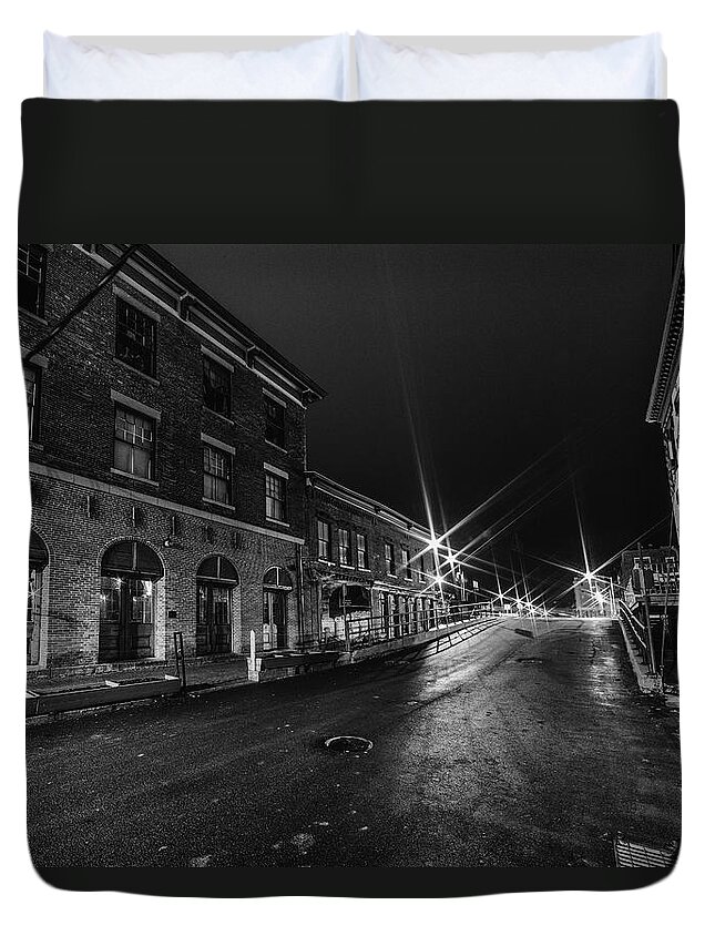 Water Street Duvet Cover featuring the photograph Water Street by Everet Regal