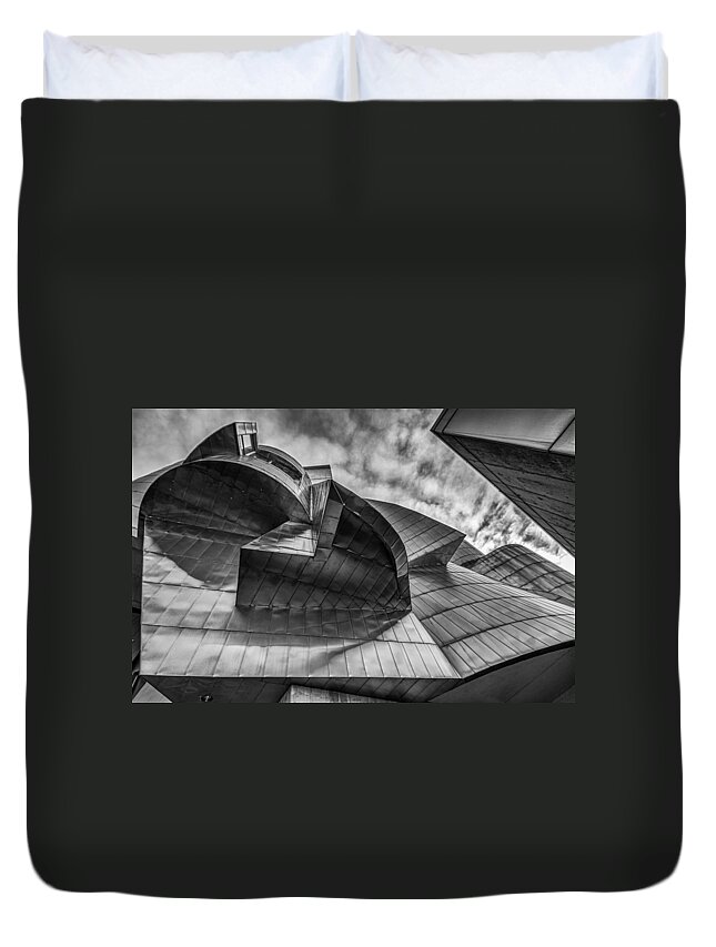 Architect Duvet Cover featuring the photograph Weisman Art Museum by Tom Gort