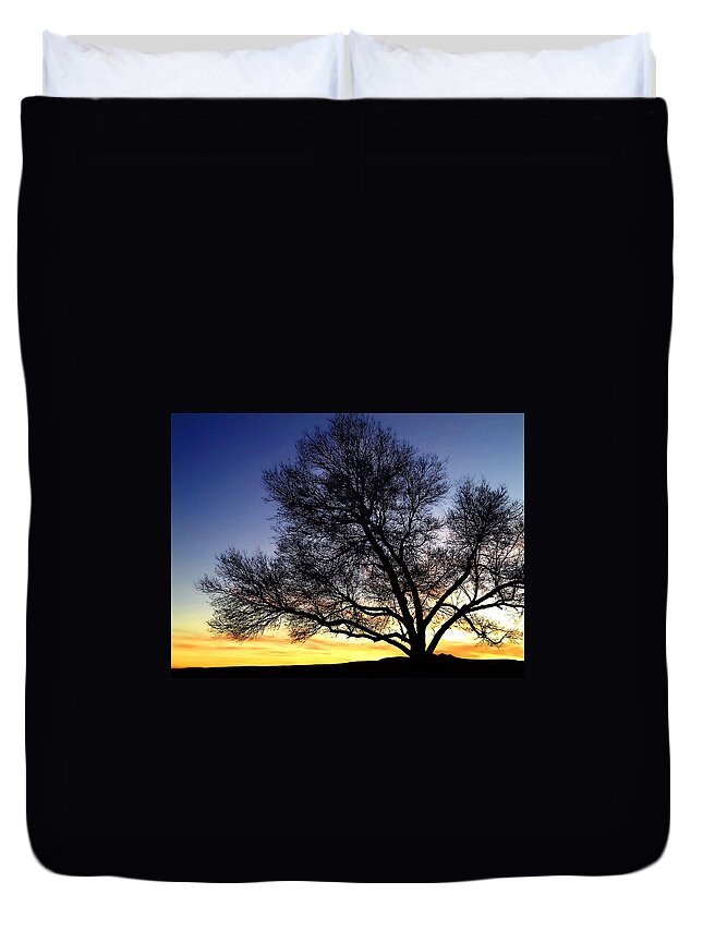 West Duvet Cover featuring the photograph Western Sunset by Marilyn Hunt