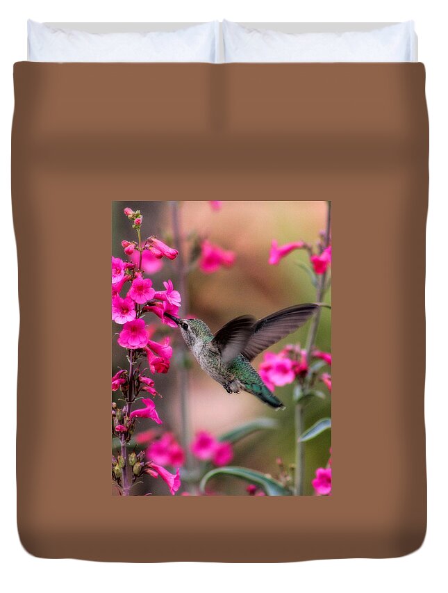 Hummingbird Duvet Cover featuring the photograph Wild thing by Tammy Espino