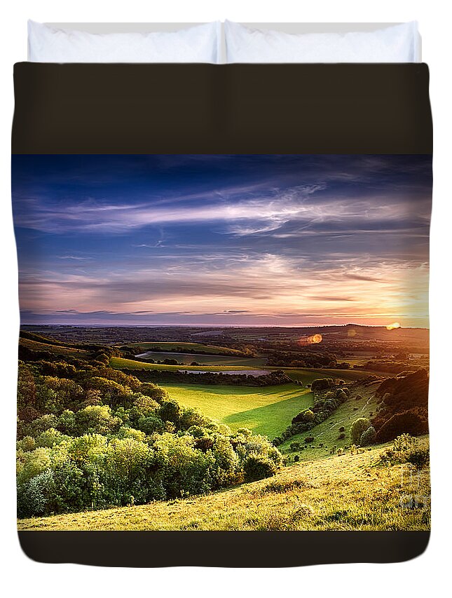 Landscape Duvet Cover featuring the photograph Winchester hill sunset by Simon Bratt
