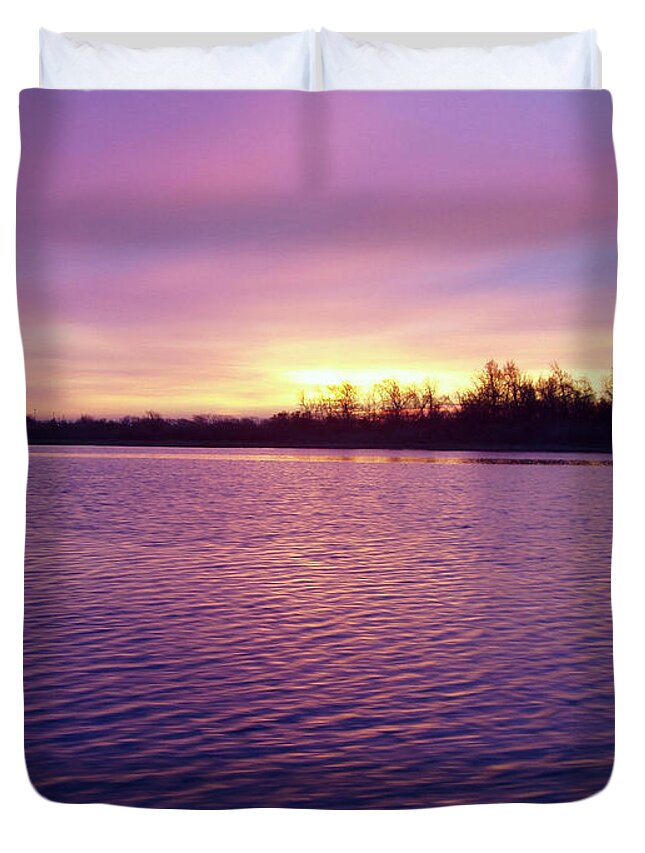 Winter Sunrise Duvet Cover featuring the photograph Winter Sunrise by John Telfer
