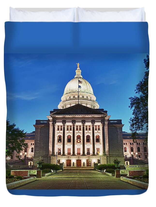 Clouds Duvet Cover featuring the photograph Wisconsin State Capitol Building at Night by Sebastian Musial