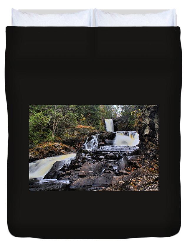 Hdr Duvet Cover featuring the photograph Worth The Drive by Greg DeBeck
