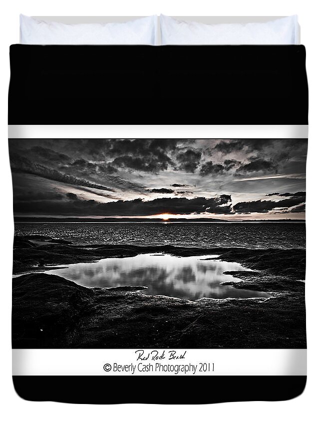 Black And White Duvet Cover featuring the photograph Red Rock Beach  by B Cash
