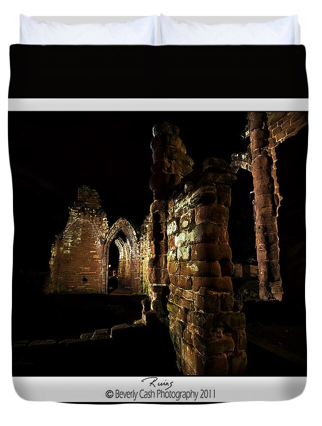 Ruins Duvet Cover featuring the photograph Ruins by B Cash