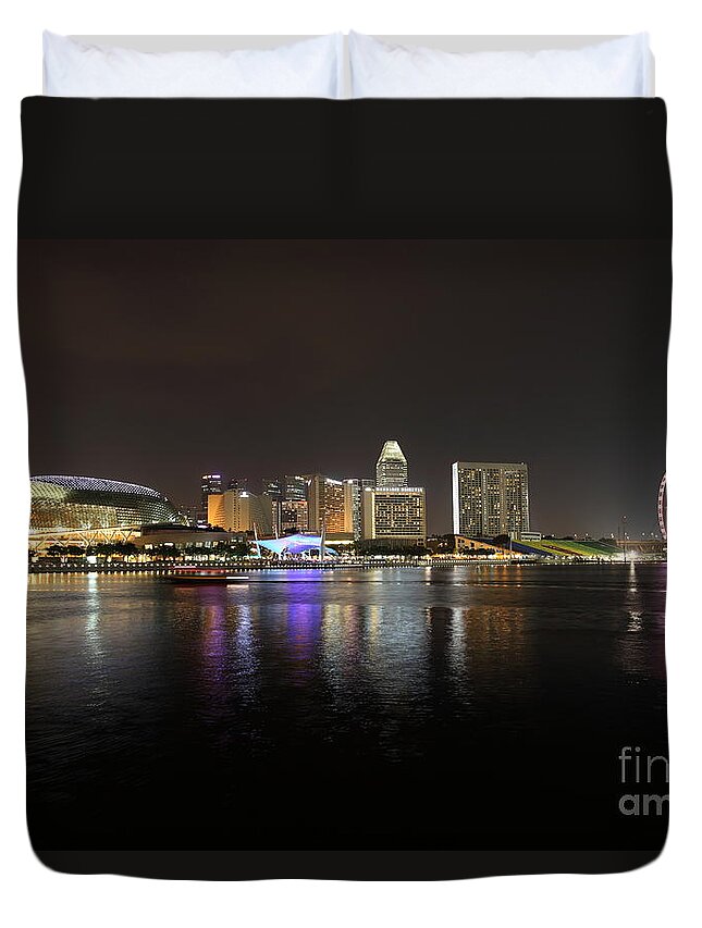 Cityscape Duvet Cover featuring the photograph Singapore #1 by MotHaiBaPhoto Prints