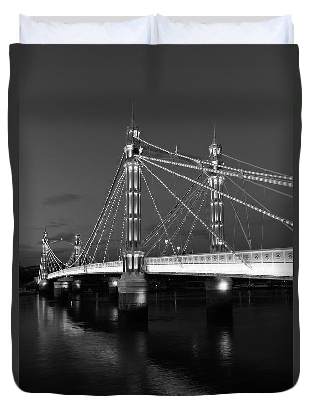 Albert Bridge Duvet Cover featuring the photograph The Albert Bridge London #5 by David Pyatt