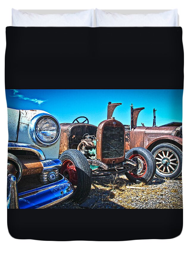 Old Cars Duvet Cover featuring the photograph Antique Auto Sales by Steve McKinzie