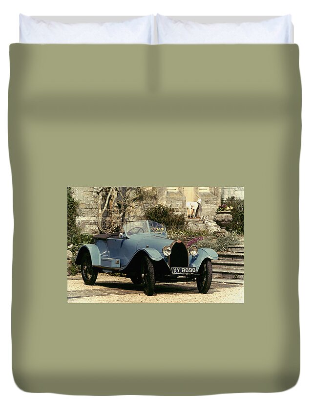 1925 Duvet Cover featuring the photograph Auto: Bugatti Type, 1925 by Granger