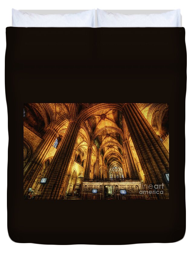 Yhun Suarez Duvet Cover featuring the photograph Barcelona Cathedral by Yhun Suarez