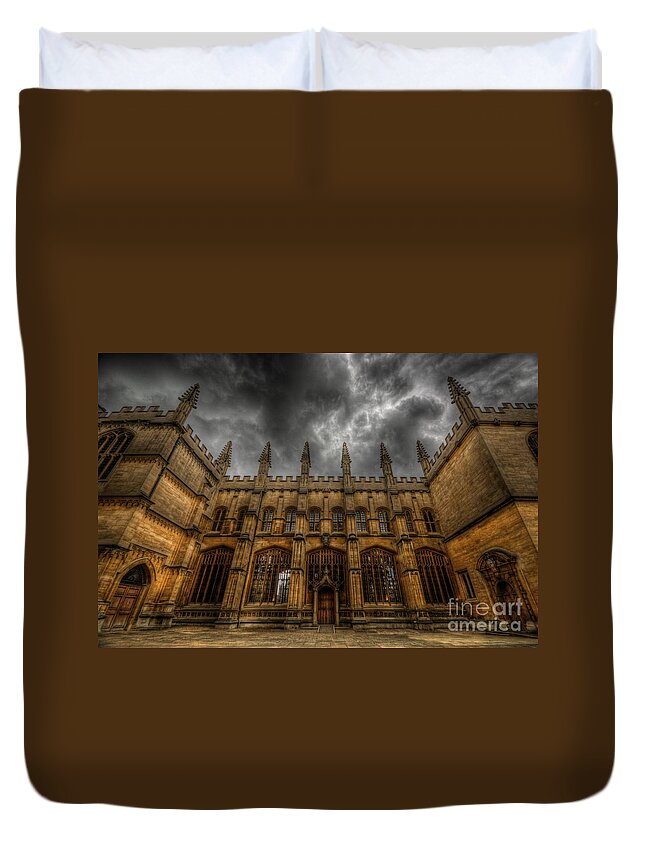 Yhun Suarez Duvet Cover featuring the photograph Bodleian Library by Yhun Suarez