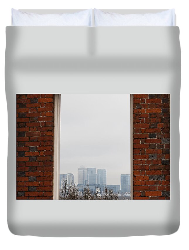Canary Wharf Duvet Cover featuring the photograph Canary Wharf View by Maj Seda