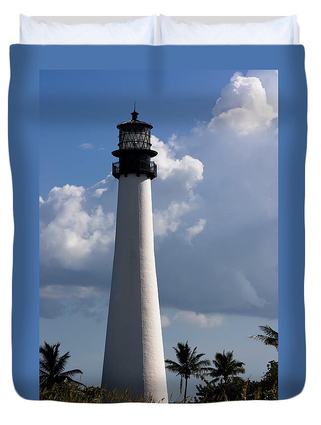 Bill Baggs Cape Florida State Park Duvet Cover featuring the photograph Cape Florida Lighthouse by Ed Gleichman