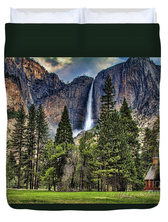 Cooks Meadow Duvet Cover featuring the photograph Chapel in the Valley 2 by Sue Karski