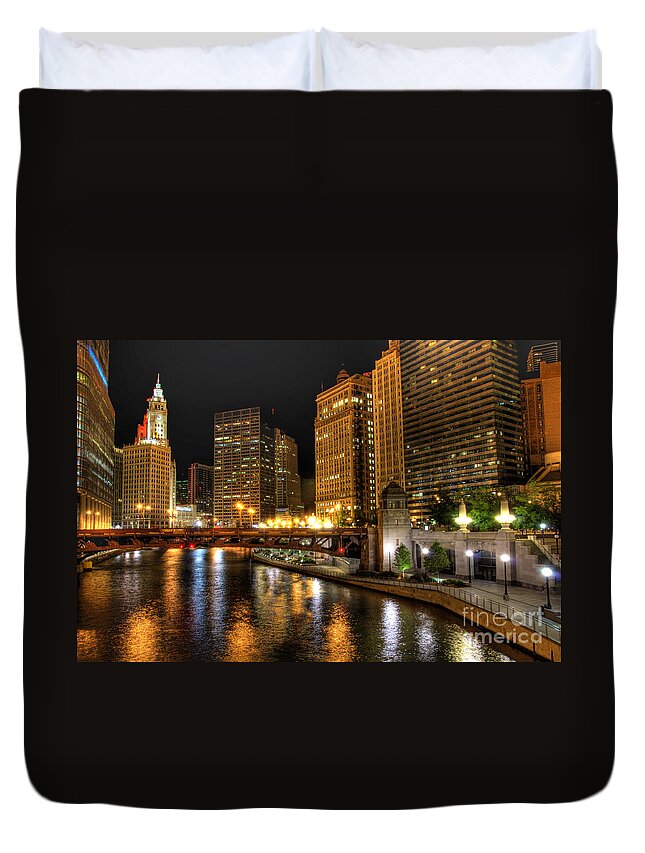 Wrigley Tower Duvet Cover featuring the photograph Chiacgo downtown at night by Dejan Jovanovic