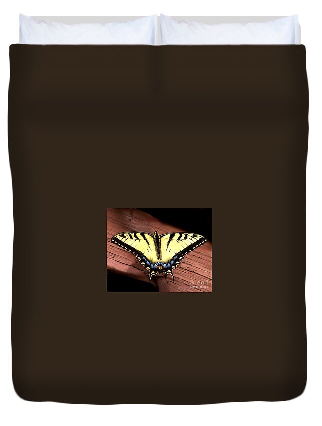 Butterfly Duvet Cover featuring the photograph Eastern Tiger Swallowtail by Terry Doyle