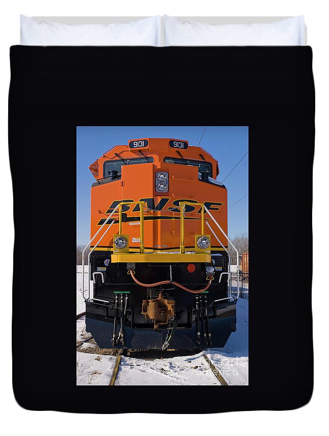 Bnsf Duvet Cover featuring the photograph Engine in Snow by Tim Mulina