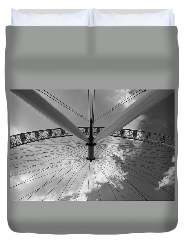 London Eye Duvet Cover featuring the photograph Eye Symmetry by Maj Seda
