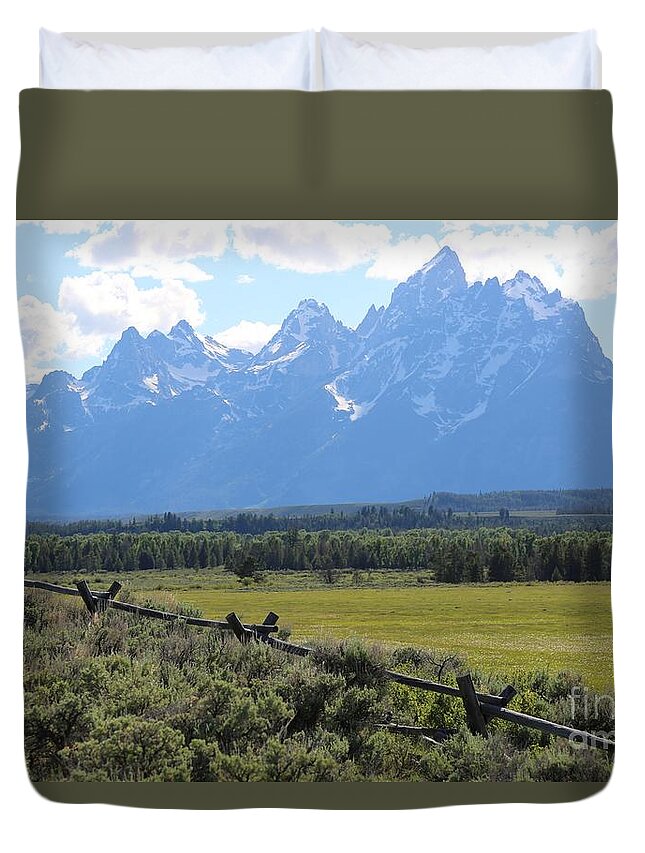 Tetons Duvet Cover featuring the photograph Grizzly Country by Carol Groenen