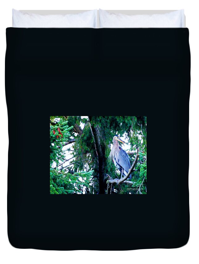 Great Blue Heron Duvet Cover featuring the photograph Heron by Tap On Photo
