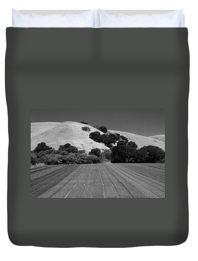 Farmland Duvet Cover featuring the photograph Hillside Farmland by Kathleen Grace