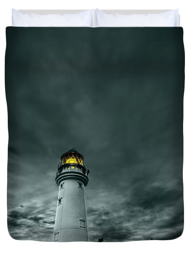 Flamborough Duvet Cover featuring the photograph Hope Has A Place by Evelina Kremsdorf