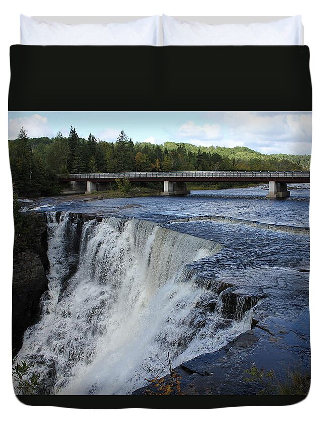 Thunder Bay Duvet Cover featuring the painting Kakabeka Falls by Ruth Kamenev