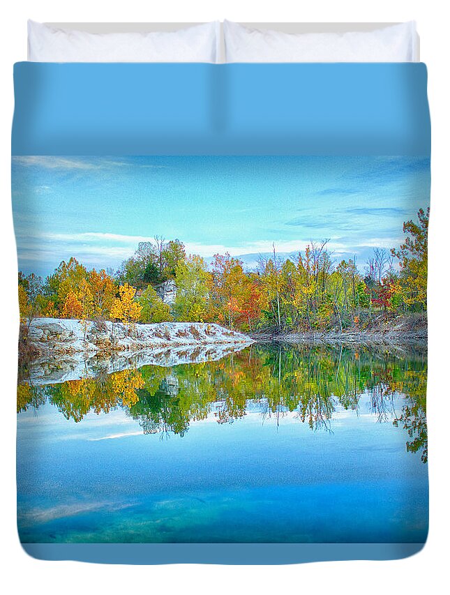 Klondike Park Duvet Cover featuring the photograph Klondike Park Quarry Lake by Bill and Linda Tiepelman