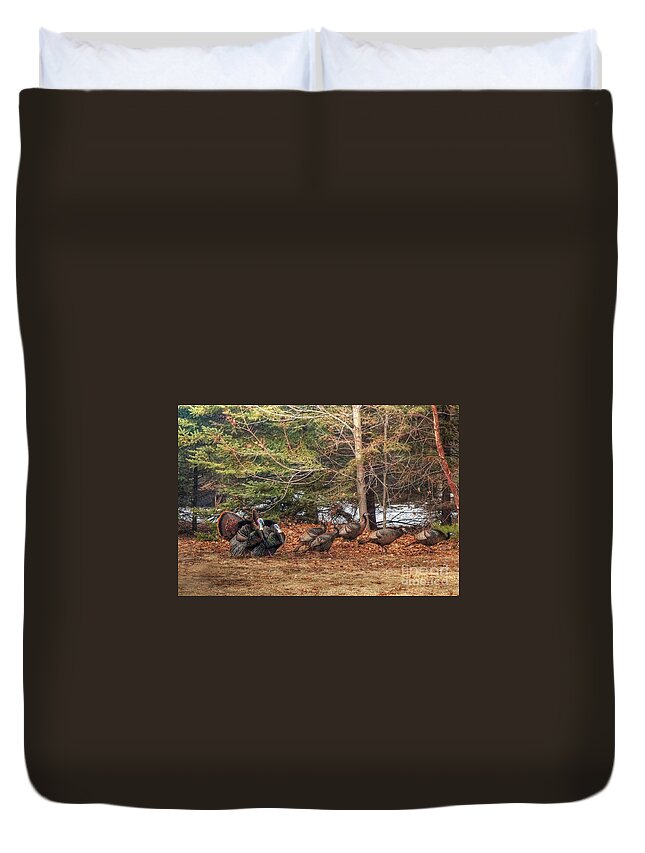 Turkey Duvet Cover featuring the photograph Lookin' Good by Terry Doyle