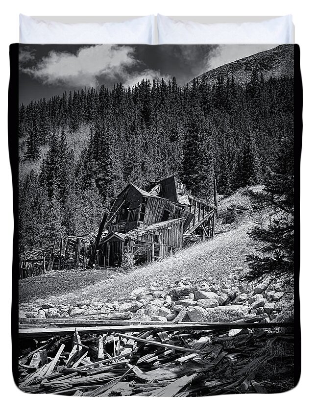 Landscape Duvet Cover featuring the photograph Mary Murphy Mine B and W by Ellen Heaverlo