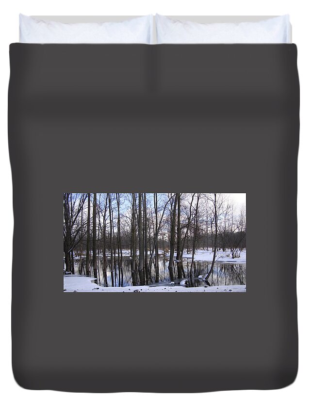 Ice Duvet Cover featuring the photograph Okemos by Joseph Yarbrough